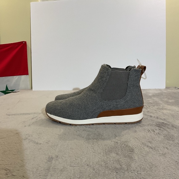 b.o.c. Charcoal Ankle Boots - Picture 2 of 7